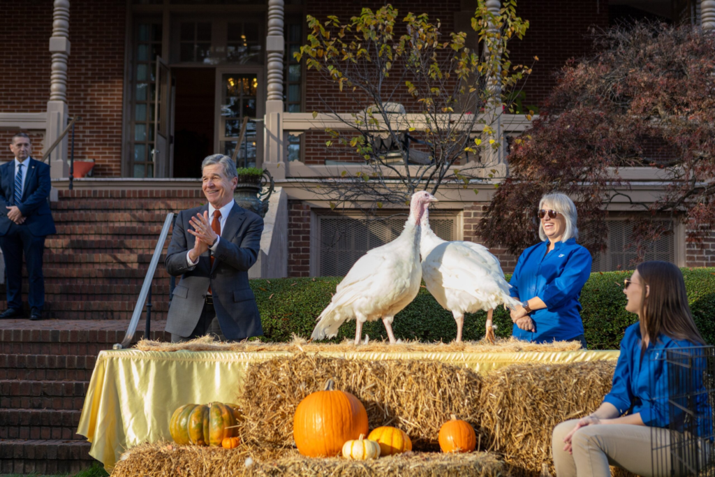 Governor Roy Cooper Pardons Turkeys Ethel & Bertha in Thanksgiving Ceremony